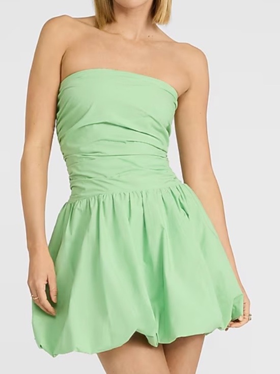 EXPRESS Dresses & Skirts - MINT COLORED STRAPLESS DROP WAIST BUBBLE HEM MINI DRESS WITH POCKETS - NWT